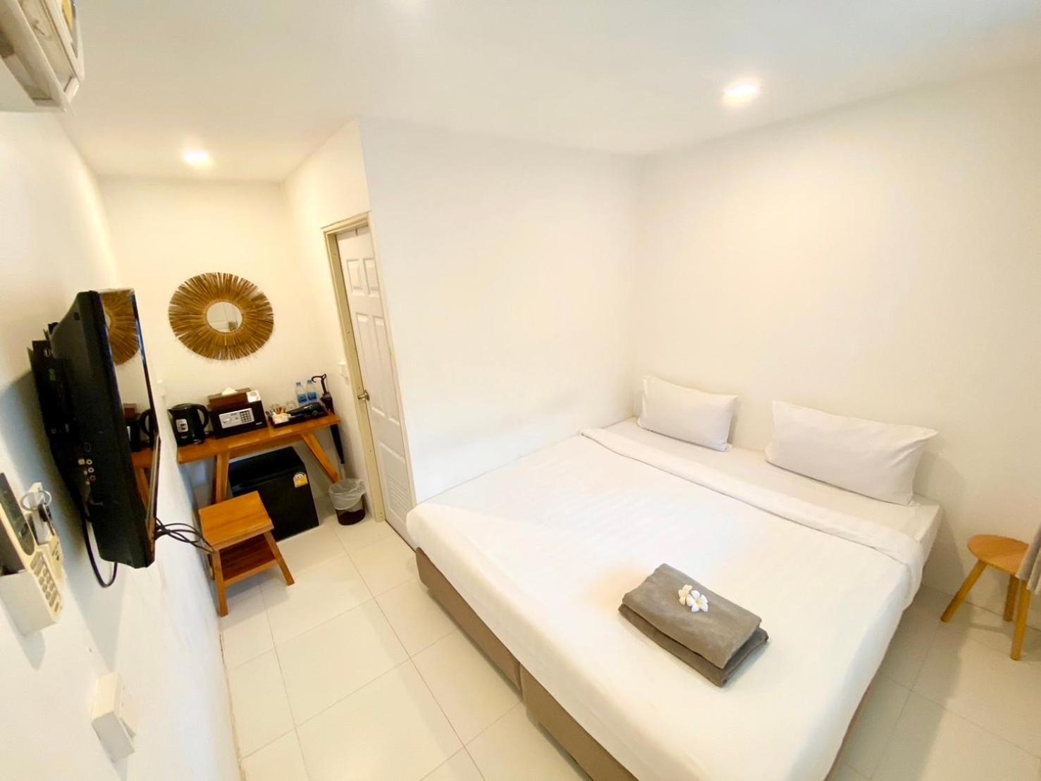 Bb Hidden House Hostel Kepulauan Phi Phi Bagian luar foto